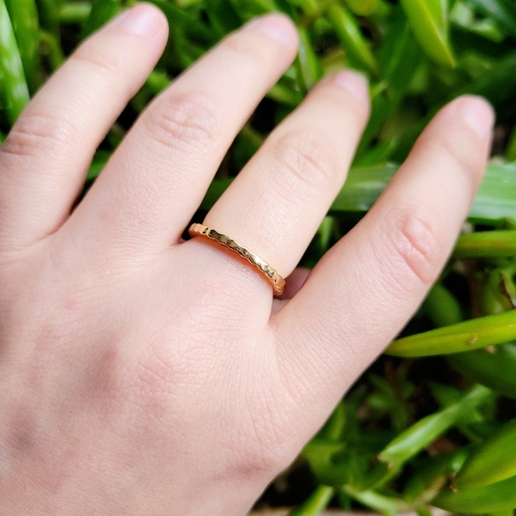 New Gold Textured Ring Band, sz 5.75 - Picture 3 of 7